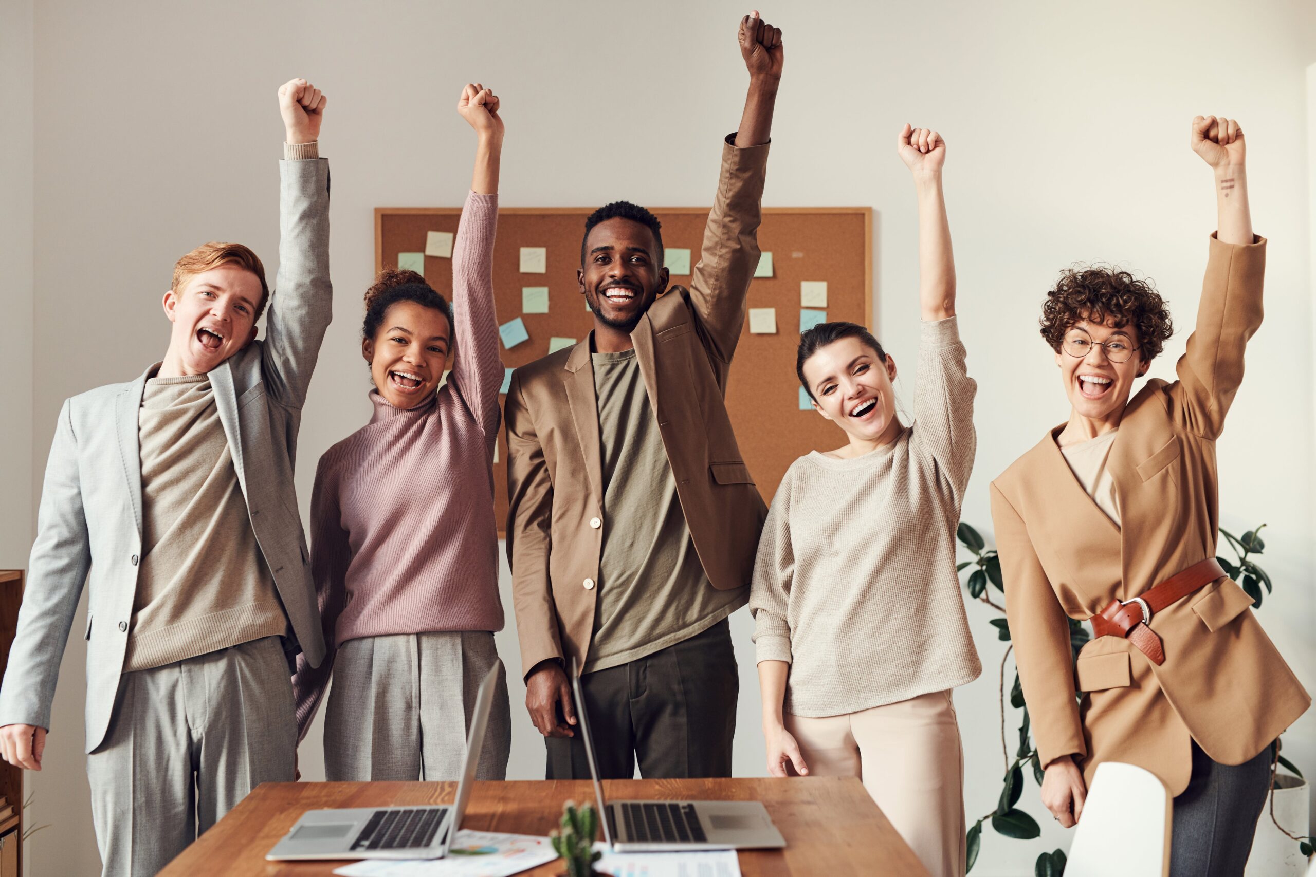 Learn how to give your employees encouragement by motivating your team.